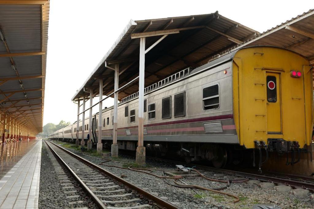 Watket Hotel Chiang Mai Bagian luar foto